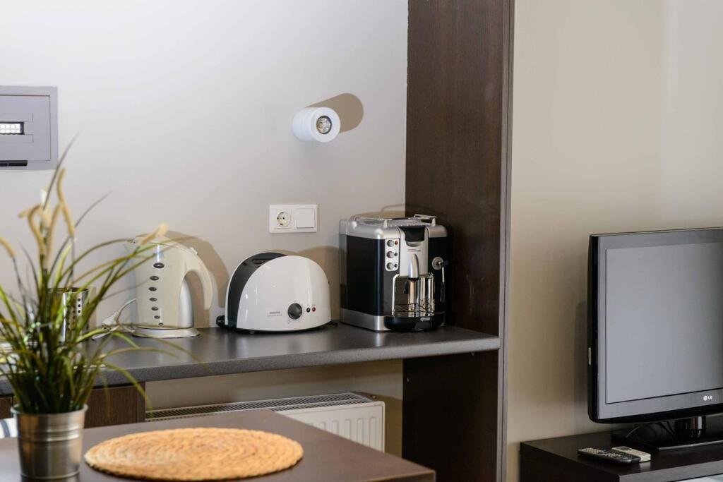 City Lux2Modern Apartment Next To Kerameikos Metro Atene Esterno foto